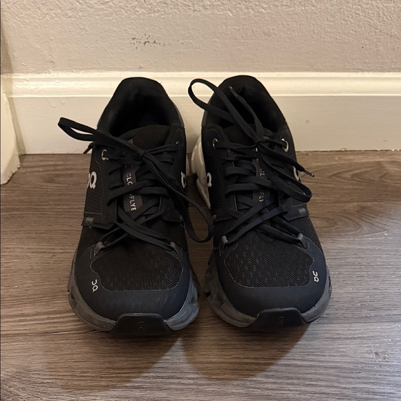 On Running Shoes - On Running Cloudfly Women’s Black and Gray Athletic Shoes US 7